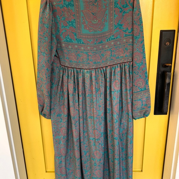 Bohemian Teal and Red Dress - Picture 4 of 6